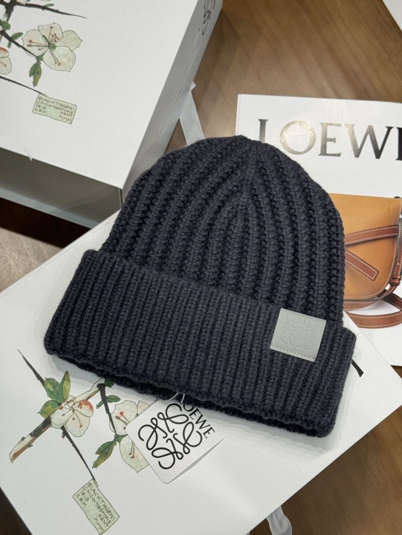 Loewe Caps